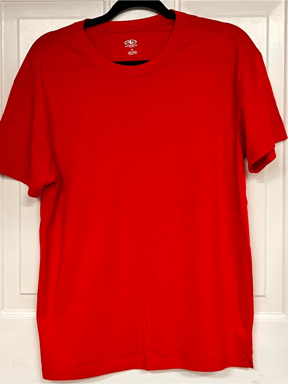 Athletic Works Men’s Bright Red Crew Neck Short Sleeve Tee